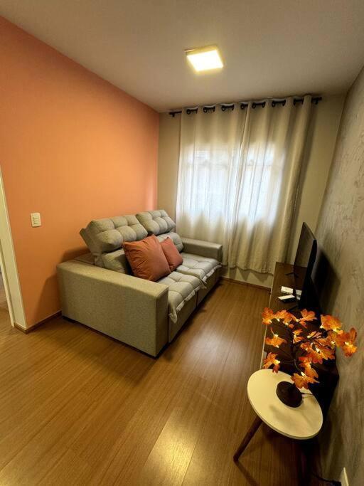 Condominio Solar Di Lucca Lindo Apartamento Com Ar Condicionado E Proximo A Uel Londrina Exterior photo